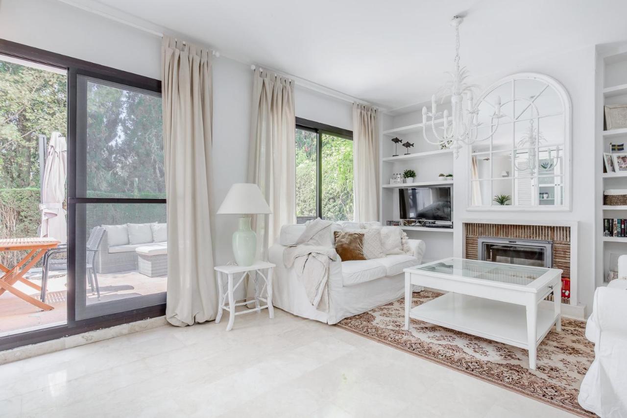 Charming Beachside Townhouse In San Pedro A Lovely Retreat Steps From The Shore *