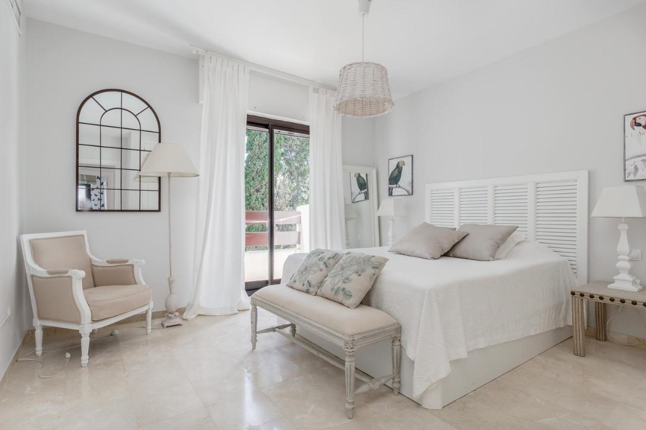 Charming Beachside Townhouse In San Pedro A Lovely Retreat Steps From The Shore Ferienhaus